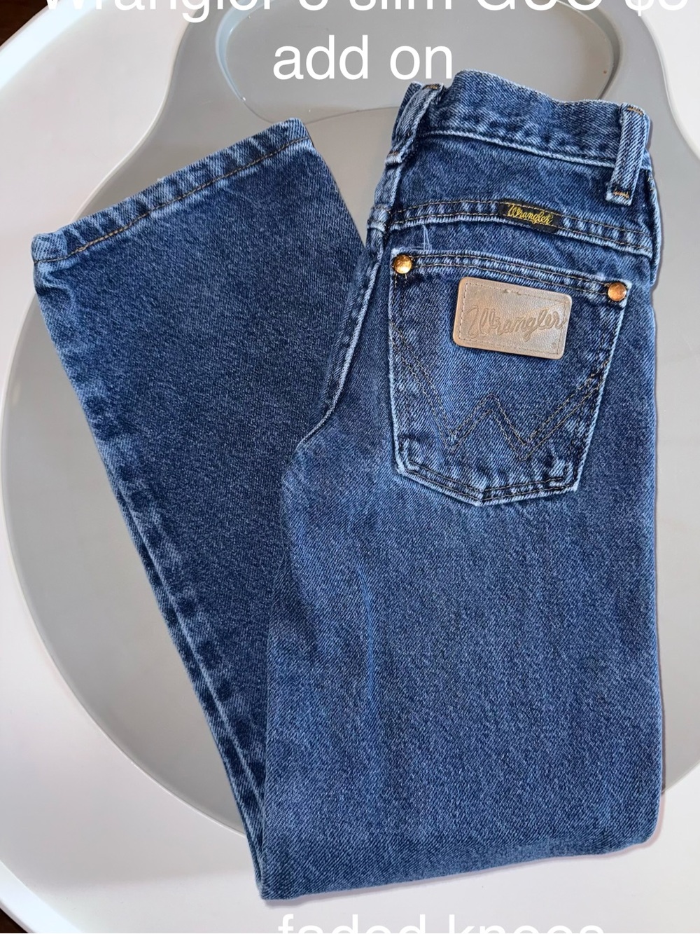 Wrangler Men’s Slim Straight Jeans in Dark Blue